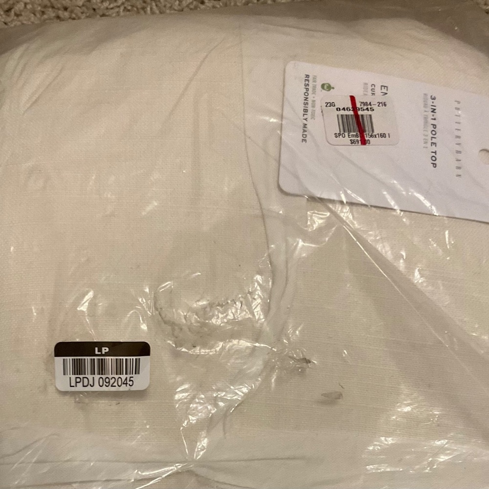 POTTERY BARN CUSTOM EMERY LINEN CURTAIN, IVORY. 156 x 160 - Picture 3 of 6